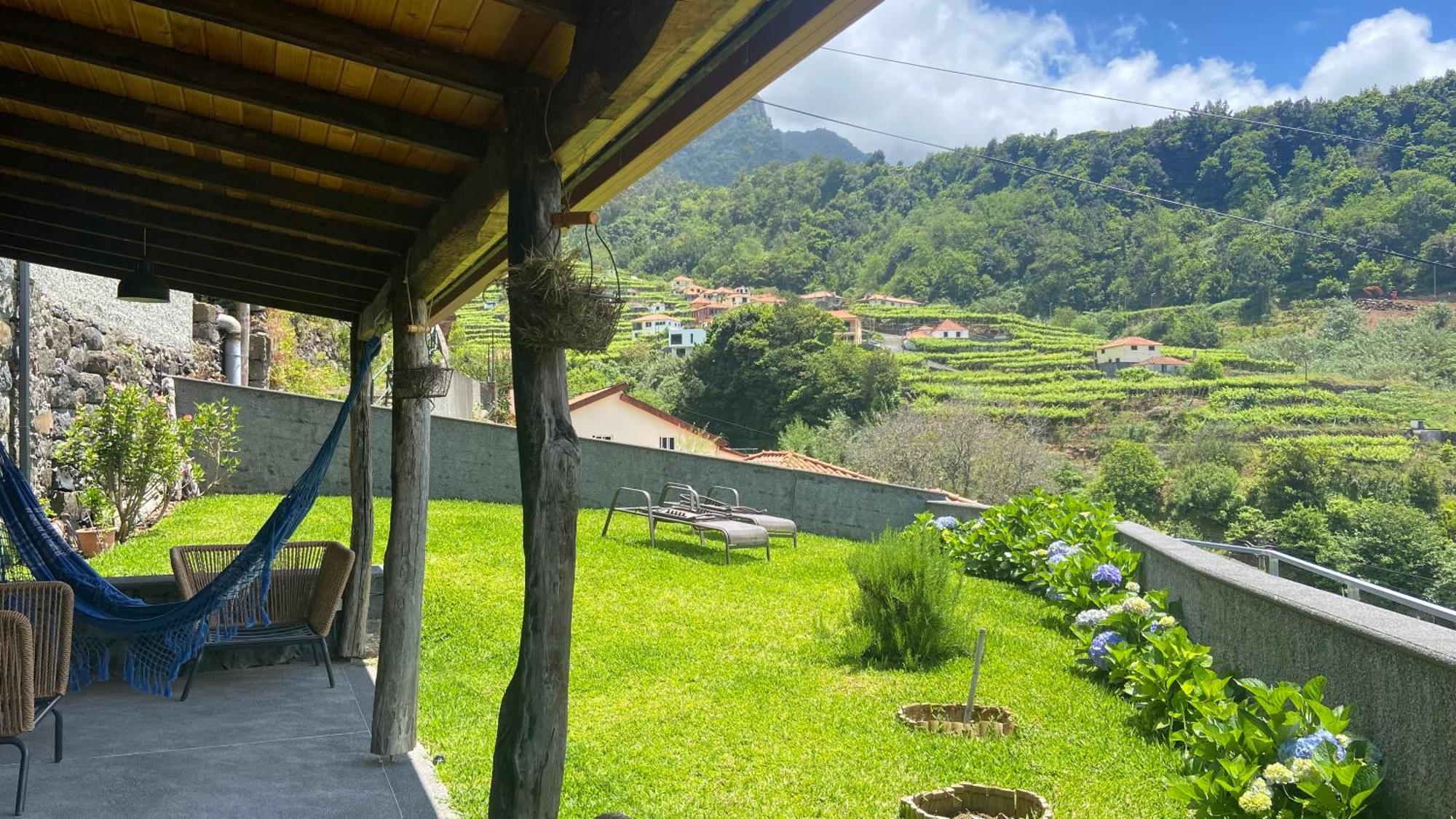 فيلا Madeira Bird House - House In The Mountains With Garden São Vicente المظهر الخارجي الصورة